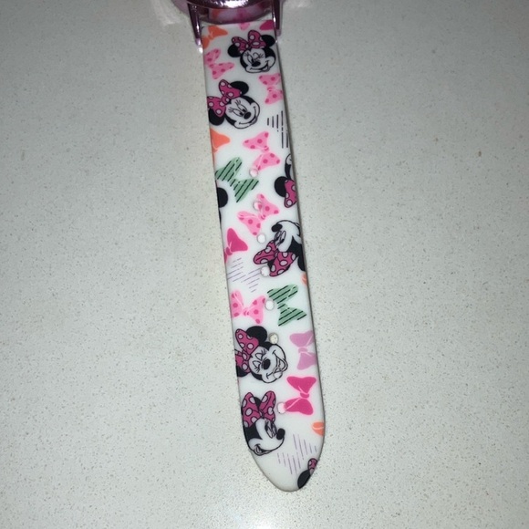 Disney Minnie Mouse LED Kids Watch for ages 6+ - Picture 12 of 16